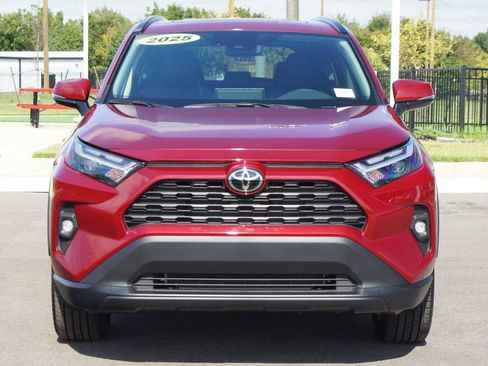 Used 2025 Toyota RAV4 XLE Premium image 24