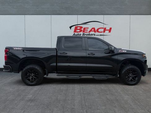 Used 2019 Chevrolet Silverado 1500 LT Trail Boss AWD/4WD image 9