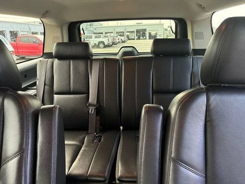 Used 2014 Chevrolet Suburban LT AWD/4WD image 28
