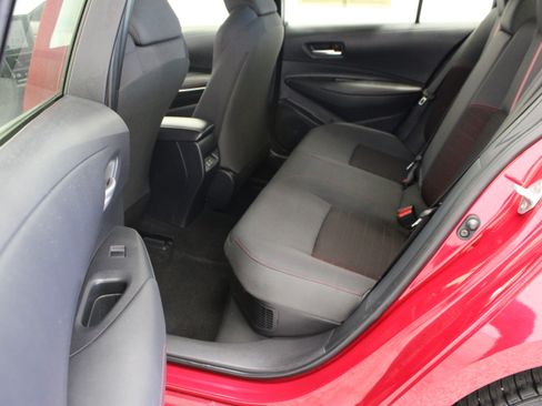 Used 2025 Toyota Corolla SE FWD image 25
