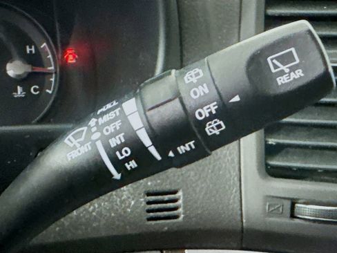 Used 2011 Hyundai Santa Fe GLS image 14