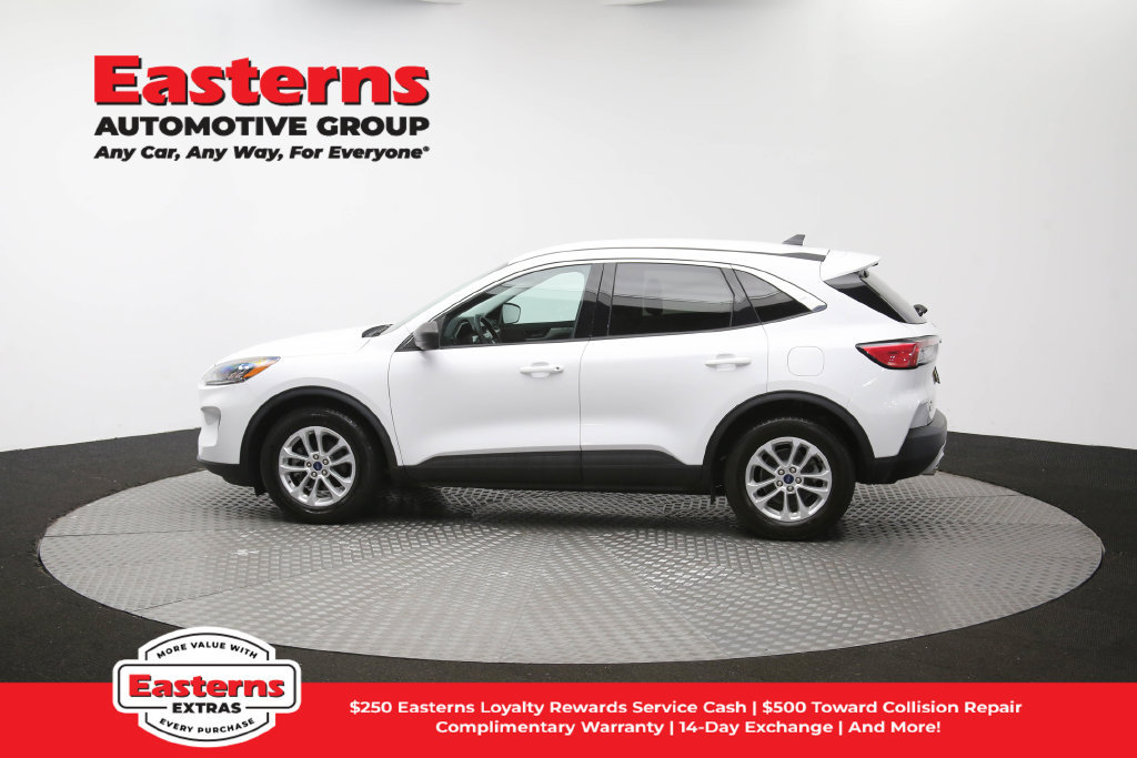 Used 2022 Ford Escape SE FWD image 61
