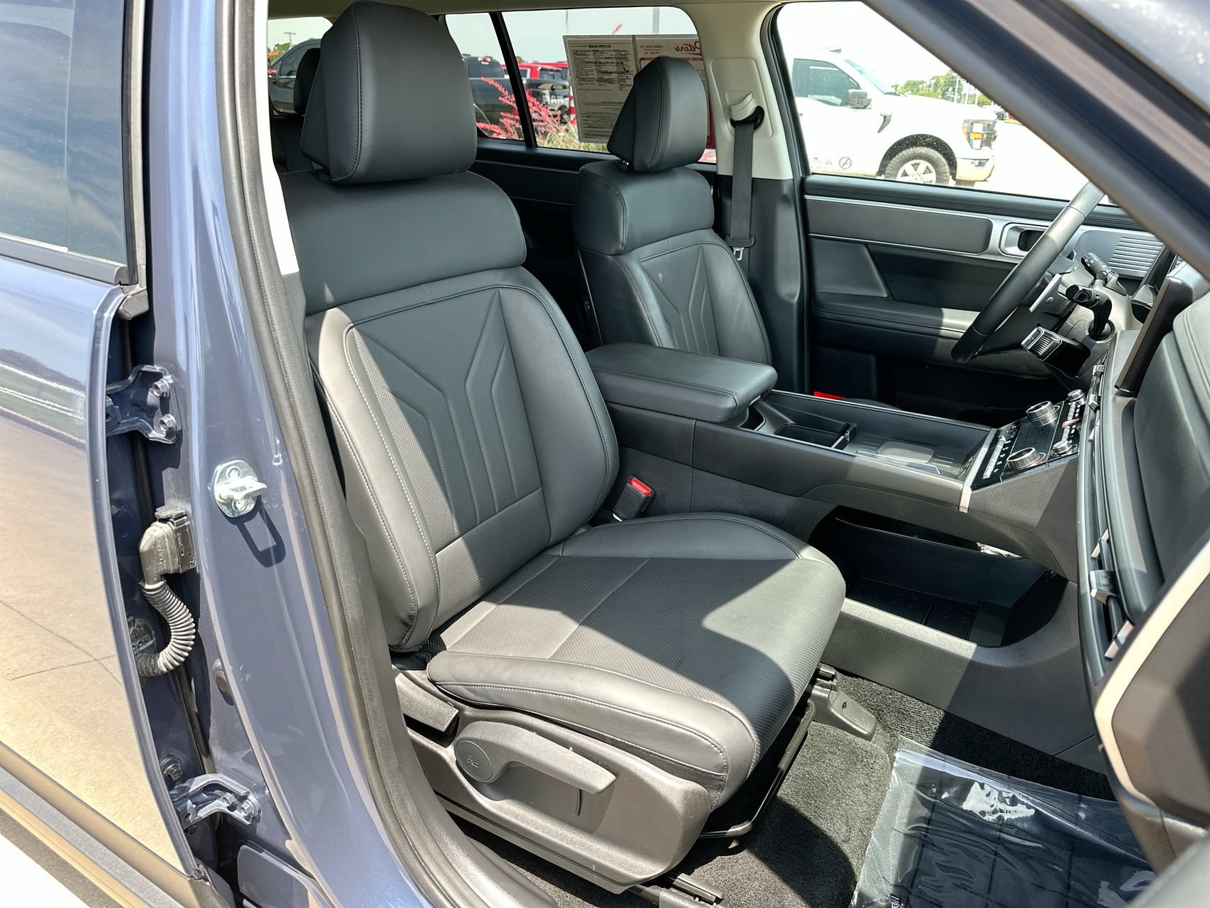 Used 2026 Hyundai Santa Fe SEL AWD/4WD image 25