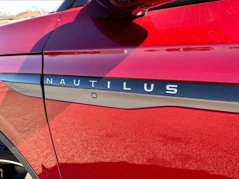 New 2026 Lincoln Nautilus Premier w/ Jet Appearance Package image 15