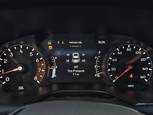 New 2026 Jeep Compass Latitude image 11