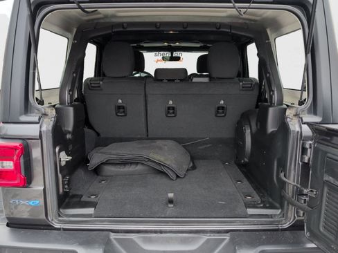 Used 2023 Jeep Wrangler Unlimited Rubicon 4xe image 19