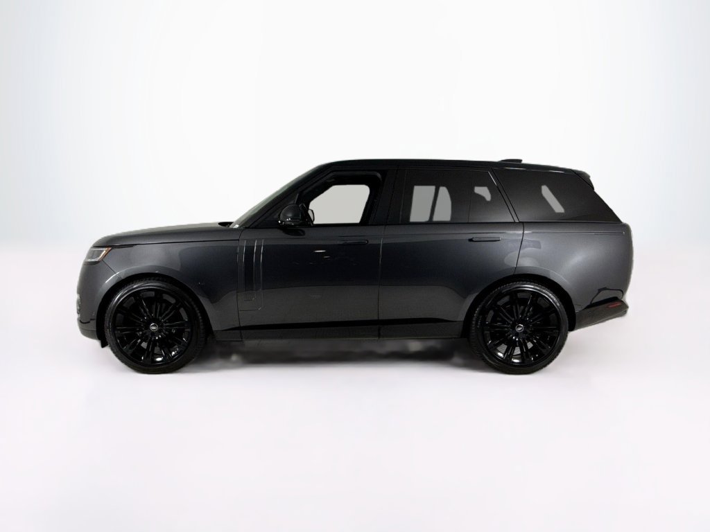 Used 2024 Land Rover Range Rover SE AWD/4WD image 2