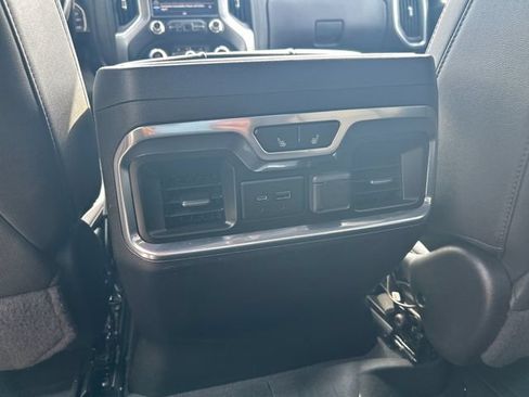 Used 2021 GMC Sierra 1500 SLT w/ SLT Premium Package AWD/4WD image 15