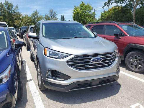Used 2020 Ford Edge SEL w/ Convenience Package AWD/4WD image 3