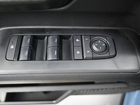 Used 2026 Toyota Tacoma SR5 RWD image 9