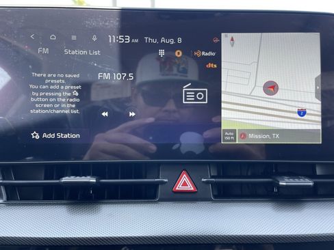 New 2025 Kia Sportage SX image 8