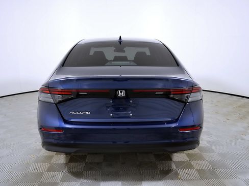 Used 2024 Honda Accord EX image 8