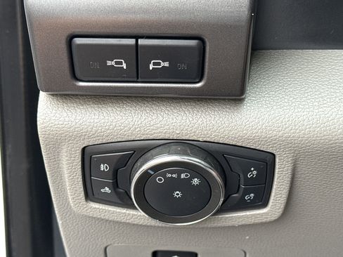 Used 2022 Ford F350 XLT w/ XLT Value Package image 16