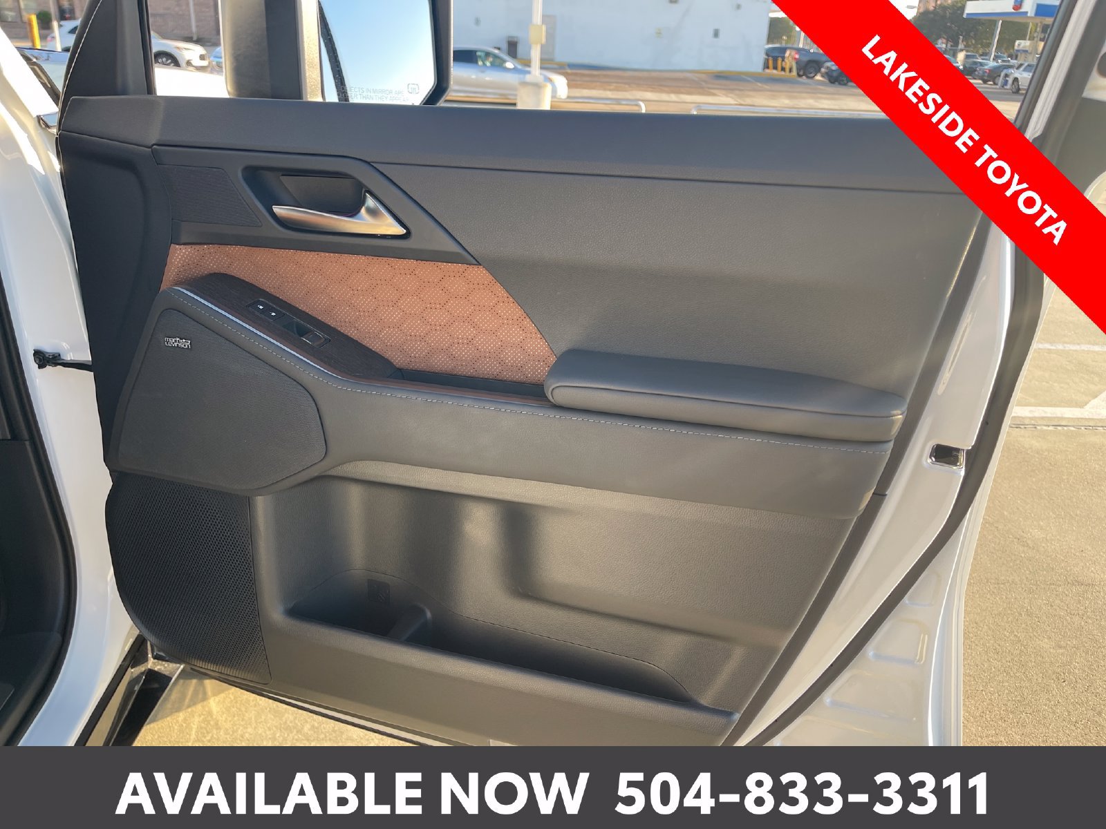 Used 2026 Lexus GX 550 w/ Accessory Package (2T) AWD/4WD image 17