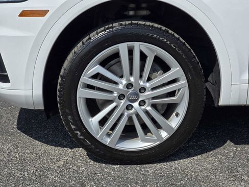 Used 2018 Audi Q5 2.0T Premium Plus w/ Premium Plus Package AWD/4WD image 13