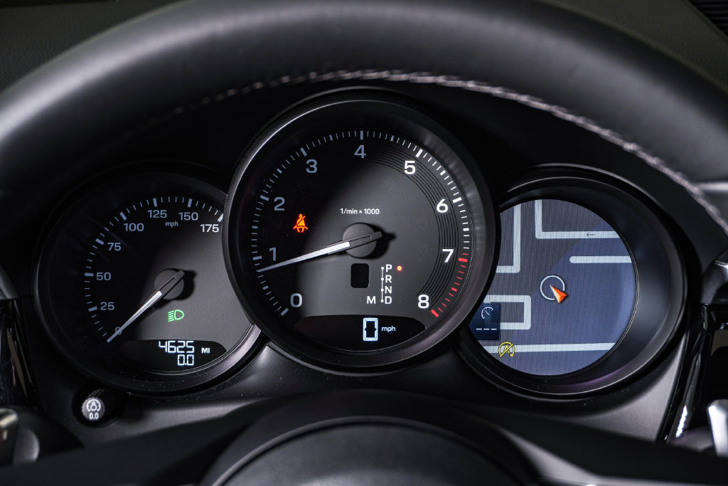 Certified 2026 Porsche Macan AWD/4WD image 21
