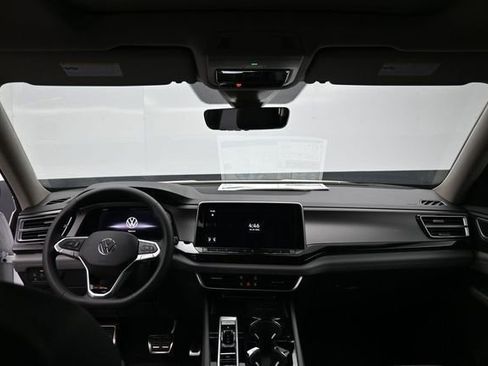 New 2026 Volkswagen Atlas Peak Edition AWD/4WD image 10
