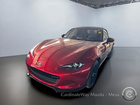 New 2026 MAZDA MX-5 Miata Club w/ Interior Package RWD image 8