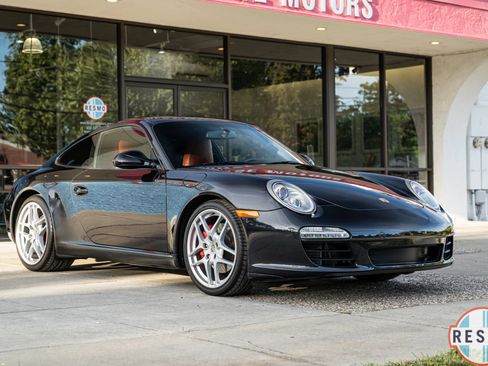 Used 2010 Porsche 911 Carrera S RWD image 17