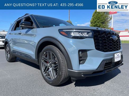 Used 2025 Ford Explorer ST w/ Sun And Sound Package AWD/4WD image 26