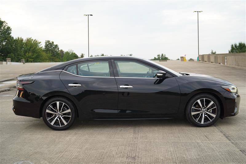 Used 2021 Nissan Maxima 3.5 SV w/ Floor Mat Group FWD image 7