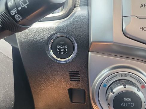 Used 2017 Toyota 4Runner Limited AWD/4WD image 24
