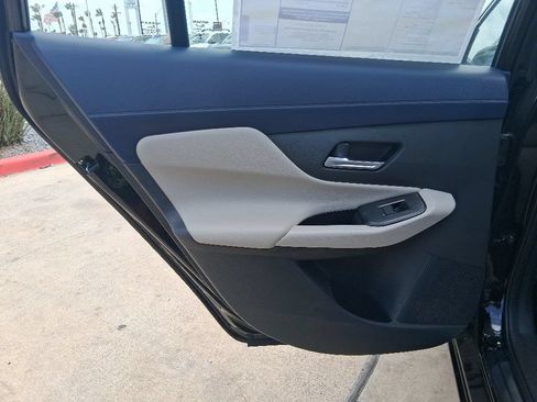 New 2026 Nissan Sentra SL w/ Floor Mat Package FWD image 28