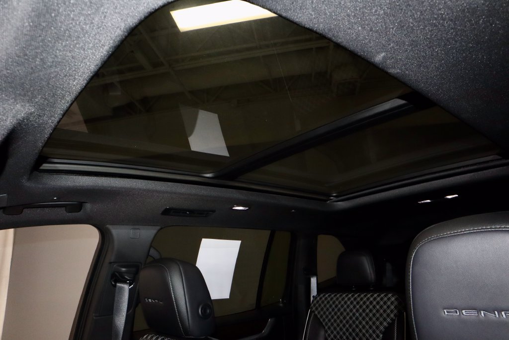 Used 2024 GMC Acadia Denali w/ LPO, Floor Liner Package FWD image 28