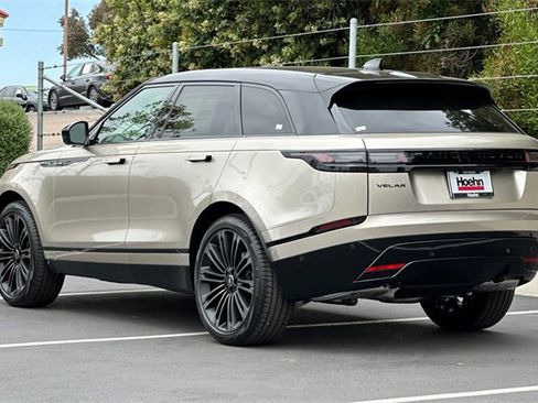 New 2026 Land Rover Range Rover Velar Dynamic SE image 3