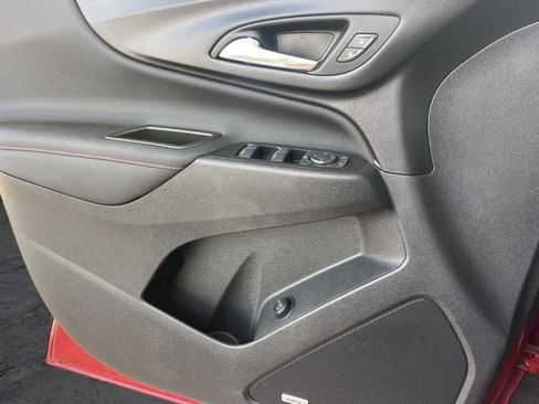 Used 2023 Chevrolet Equinox RS w/ RS Leather Package FWD image 7