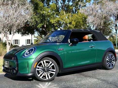 Used 2023 MINI Cooper S w/ Signature Upholstery Package image 22