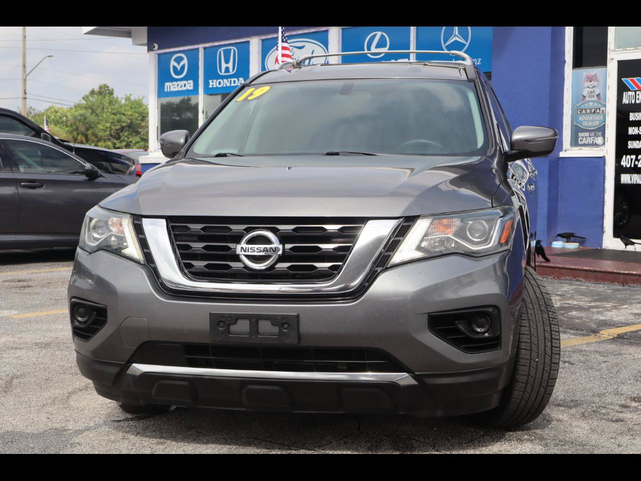 Used 2019 Nissan Pathfinder S FWD image 3