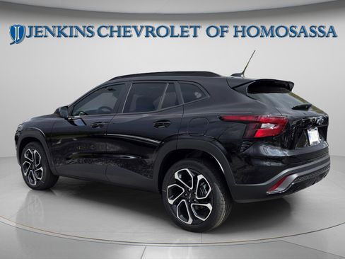 New 2026 Chevrolet Trax RS w/ Sunroof Package image 4