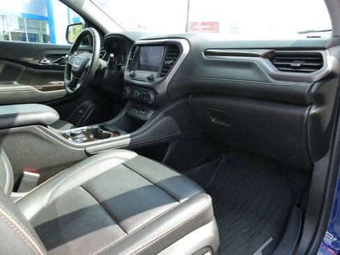 Certified 2023 GMC Acadia AT4 w/ Technology Package AWD/4WD image 17