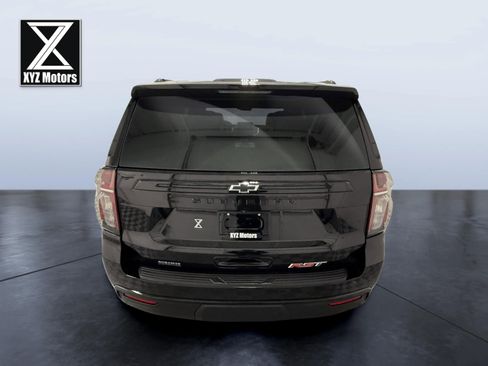Used 2024 Chevrolet Suburban RST w/ Luxury Package image 5