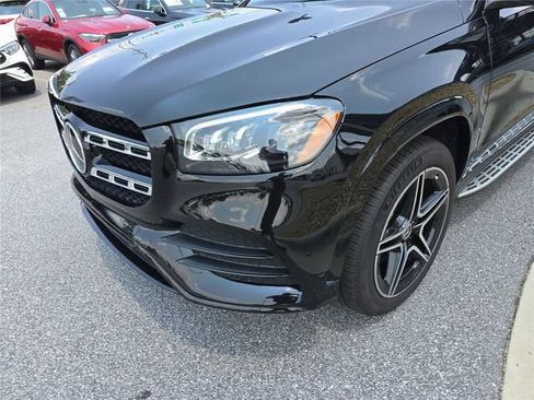 Certified 2023 Mercedes-Benz GLS 580 4MATIC image 10