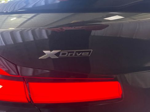 Used 2023 BMW M550i xDrive w/ Executive Package AWD/4WD image 12