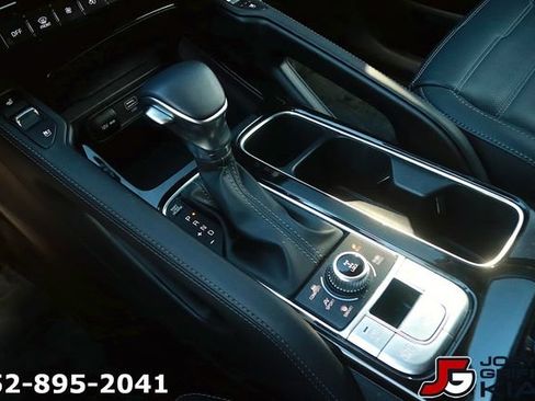 Certified 2024 Kia Telluride SX Prestige AWD/4WD image 23