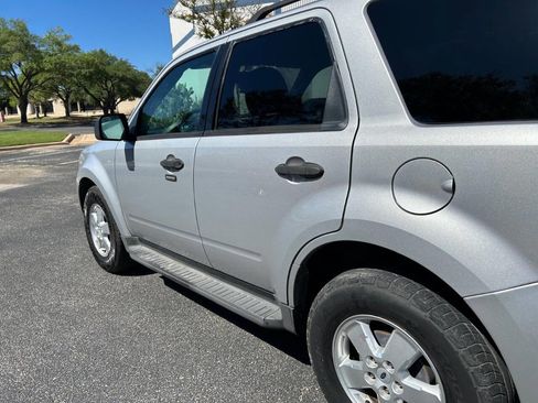 Used 2009 Ford Escape XLT FWD image 20