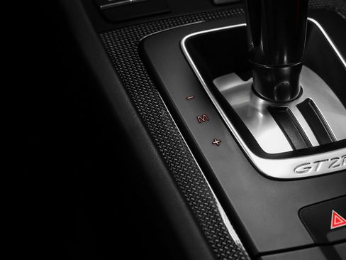 Certified 2018 Porsche 911 GT2 RS w/ Weissach Package image 66