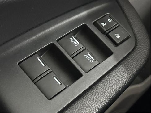 Used 2021 Honda Pilot EX image 42