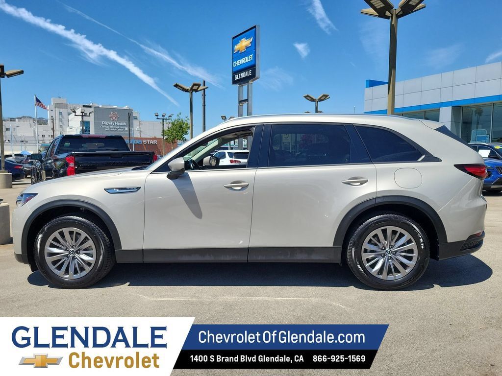 Used 2025 MAZDA CX-90 3.3 Turbo w/ Preferred Package AWD/4WD image 14