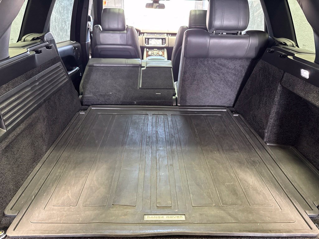 Used 2015 Land Rover Range Rover Supercharged AWD/4WD image 32