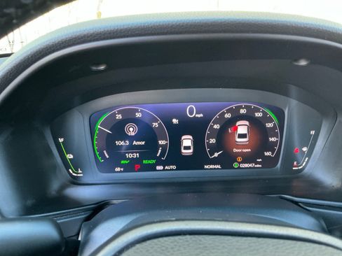 Used 2024 Honda Accord Sport image 9