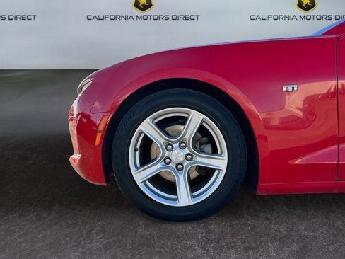 Used 2020 Chevrolet Camaro LT image 14