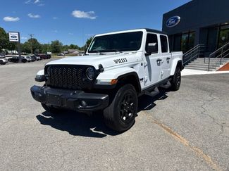 Used 2023 Jeep Gladiator Sport AWD/4WD video 2
