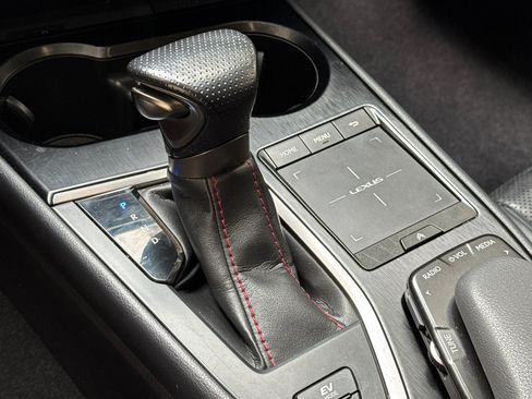 Used 2021 Lexus UX 250h F Sport w/ Accessory Package (Z2) AWD/4WD image 18