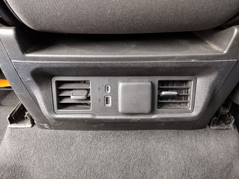 Used 2023 Chevrolet Silverado 1500 LT w/ Protection Package AWD/4WD image 23