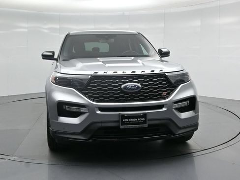 Used 2022 Ford Explorer ST w/ Equipment Group 401A AWD/4WD image 26