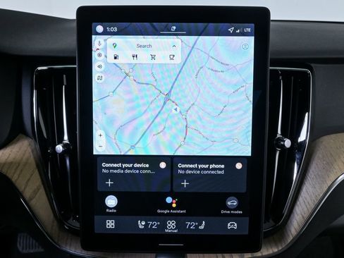 Certified 2026 Volvo XC60 B5 Core image 16